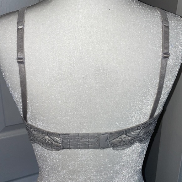 NWOT La Perla lace bra - Picture 5 of 5